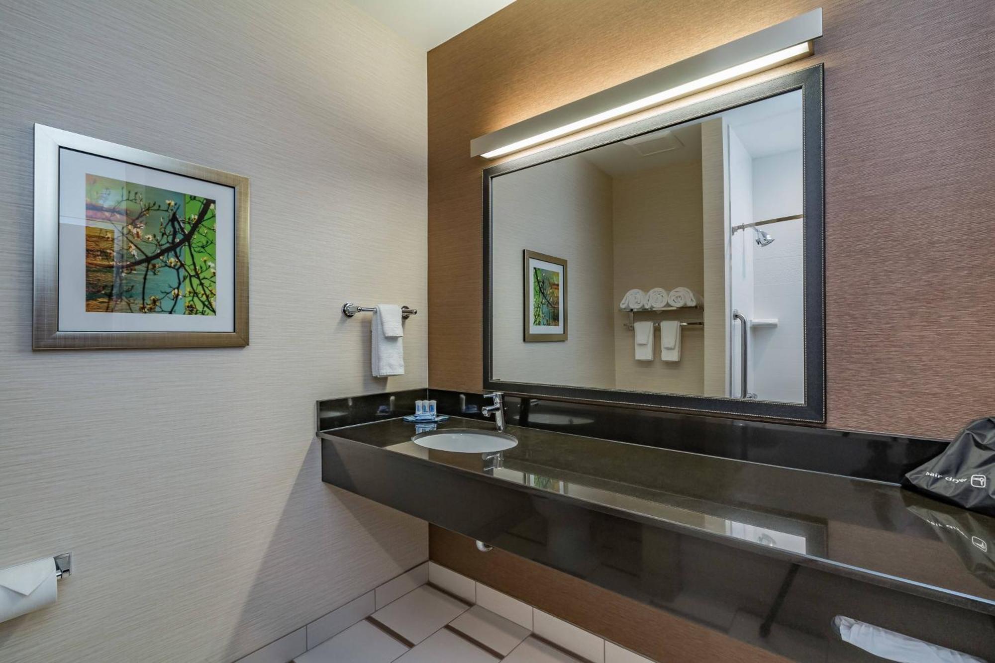 Fairfield Inn & Suites By Marriott Элкхарт Экстерьер фото